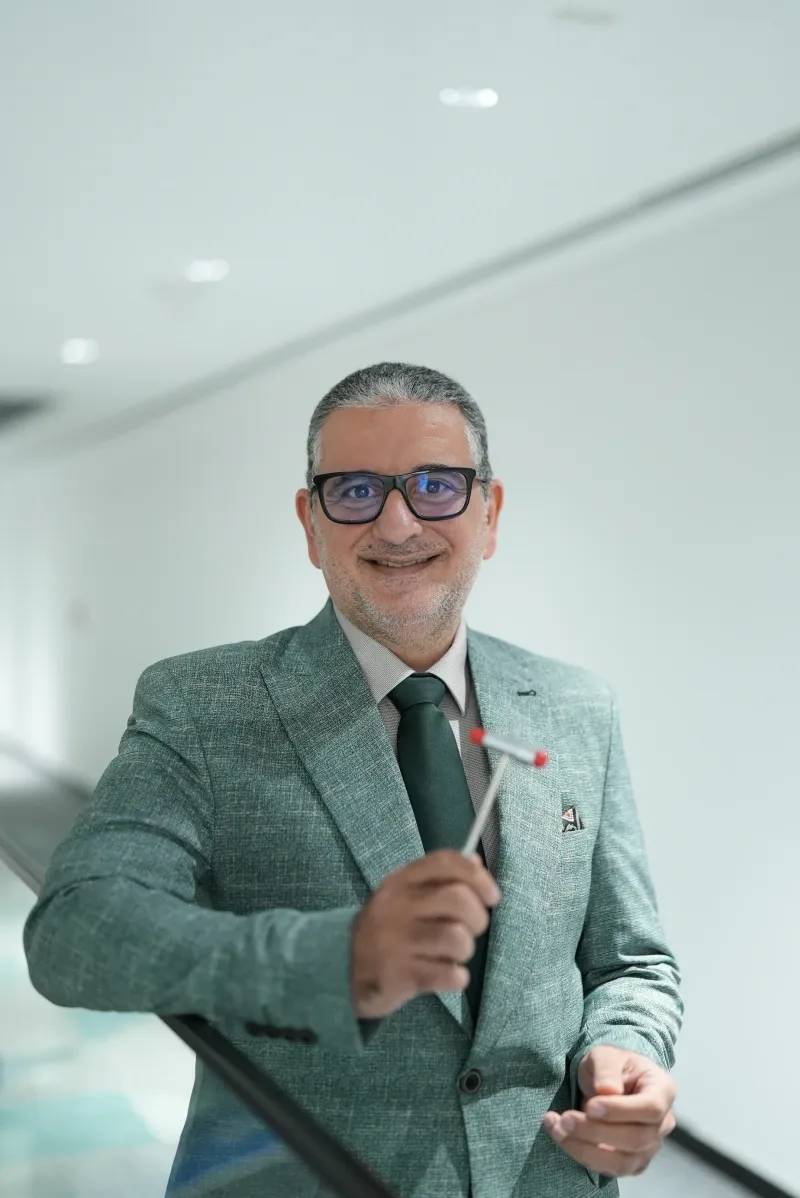 Dr. Amr Elyamany